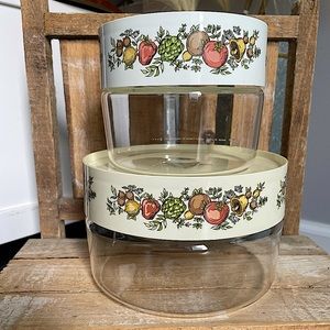 Pyrex Spice of Life Containers.